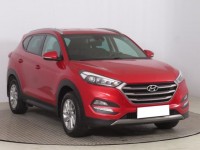 Hyundai Tucson  1.7 CRDi Trikolor