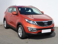 Kia Sportage  2.0 CVVT 