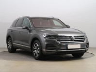 Volkswagen Touareg  3.0 TDI 