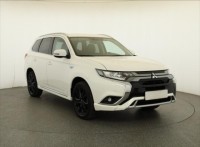 Mitsubishi Outlander  2.4 PHEV 