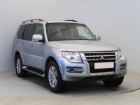Mitsubishi Pajero  3.2 DI-D 