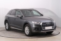 Audi Q5  2.0 TDI S line