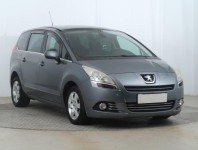 Peugeot 5008  1.6 HDi 