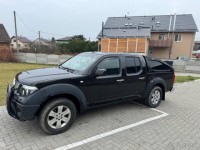 Nissan Navara 2,5   d40